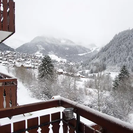 Gite Chatel ベッド・アンド・ブレックファスト シャテル