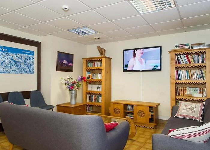 فندق مبيت وإفطار Gite Chatel شاتيل