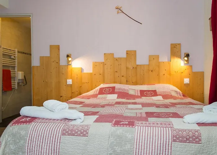 Gite Chatel Bed and breakfast