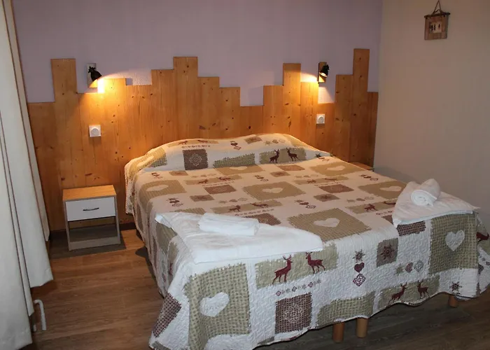 Gite Chatel فندق مبيت وإفطار شاتيل